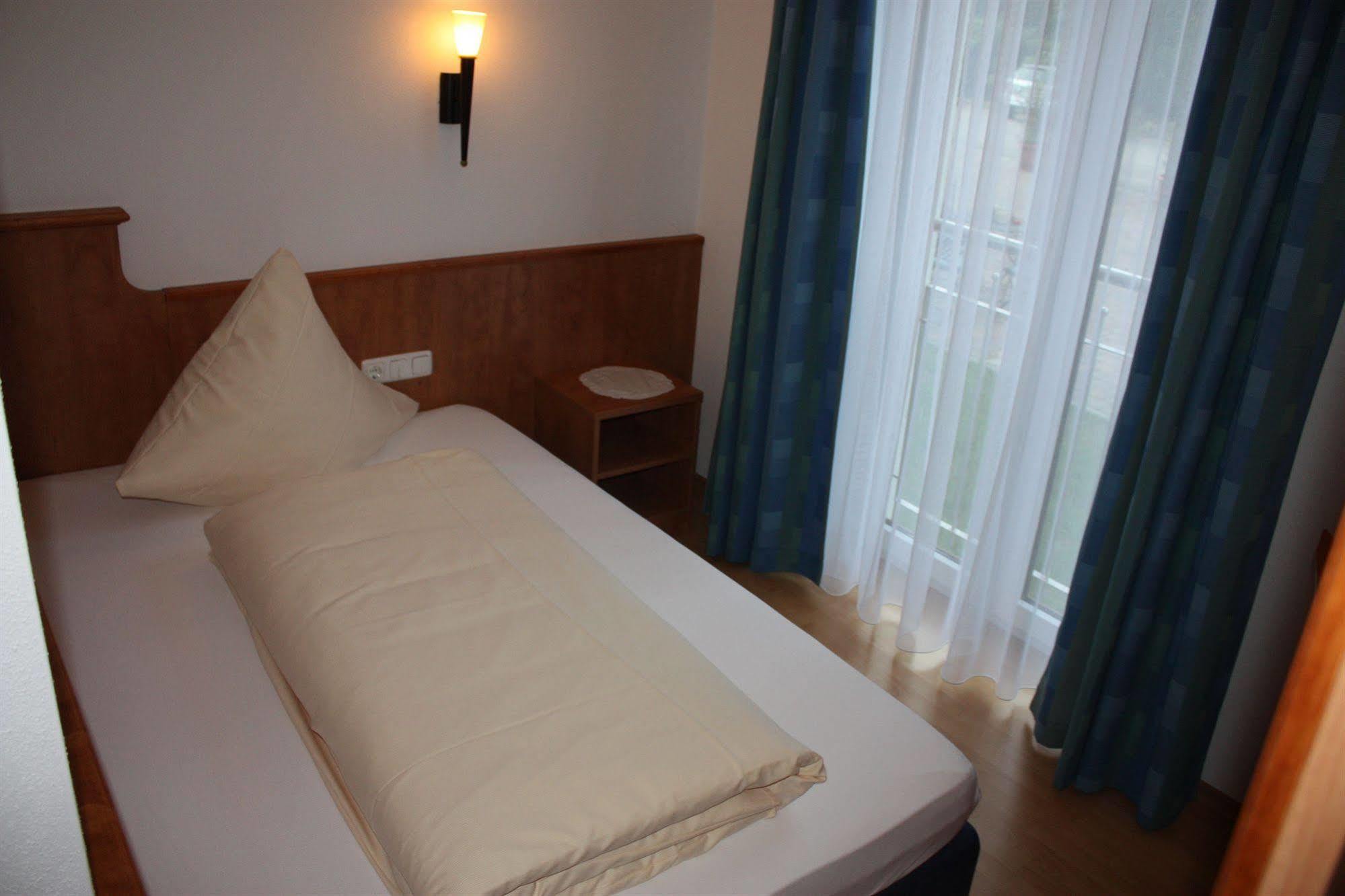 Hotel Waldhof Hohenkammer Екстериор снимка